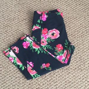 Senita Athletics Floral Capris